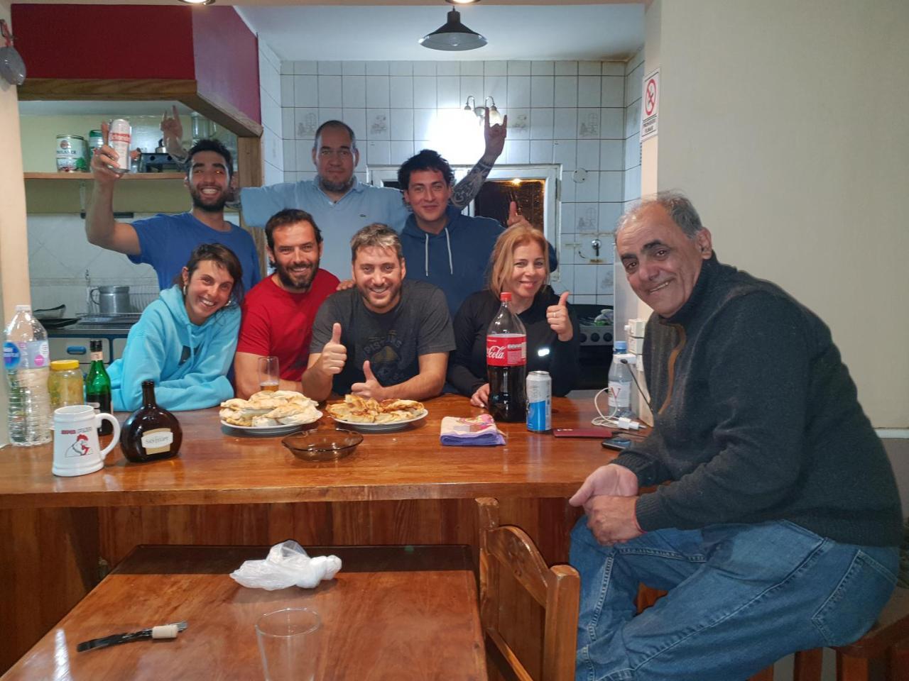 הוסטל אושואיה Lo De Momo Alojamiento Turistico מראה חיצוני תמונה